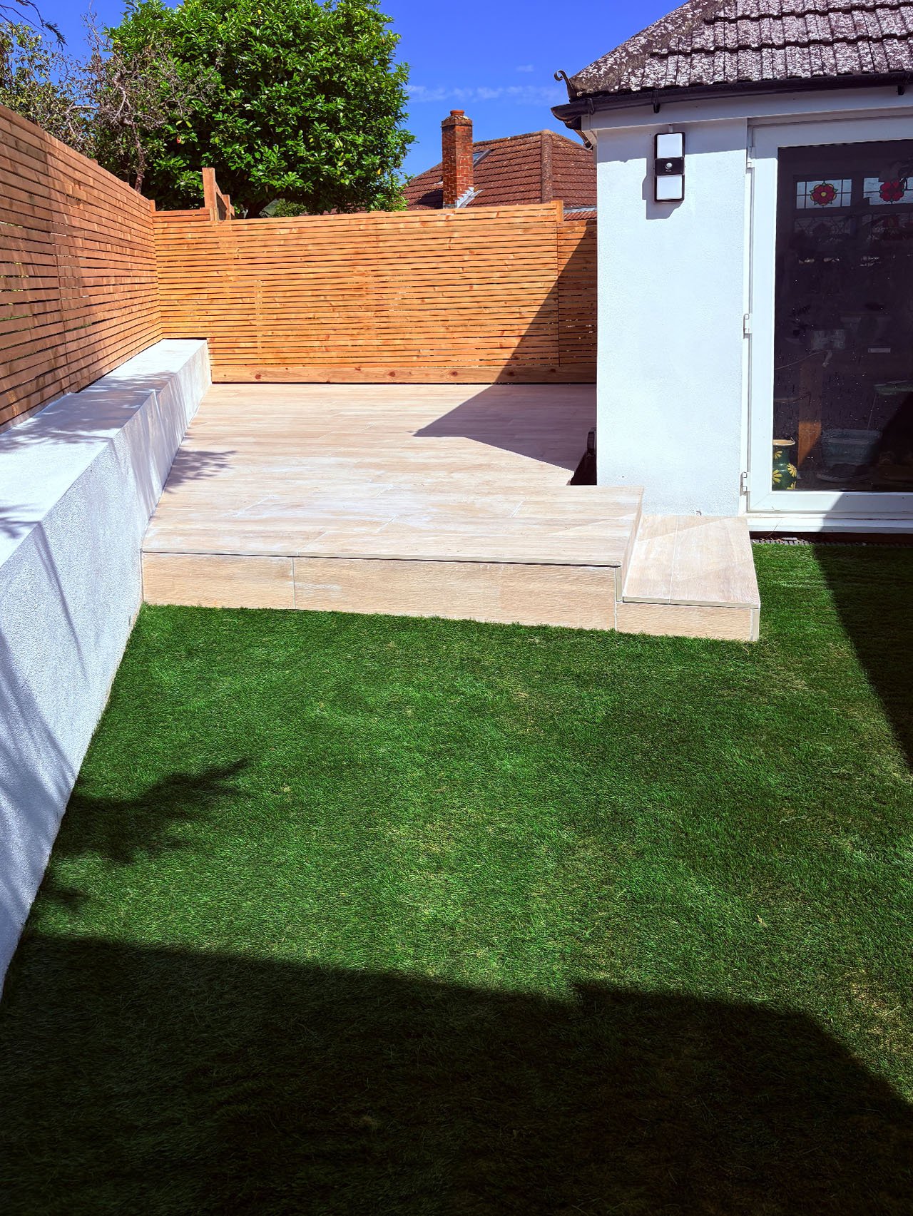 Contemporary outdoor space in Brighton